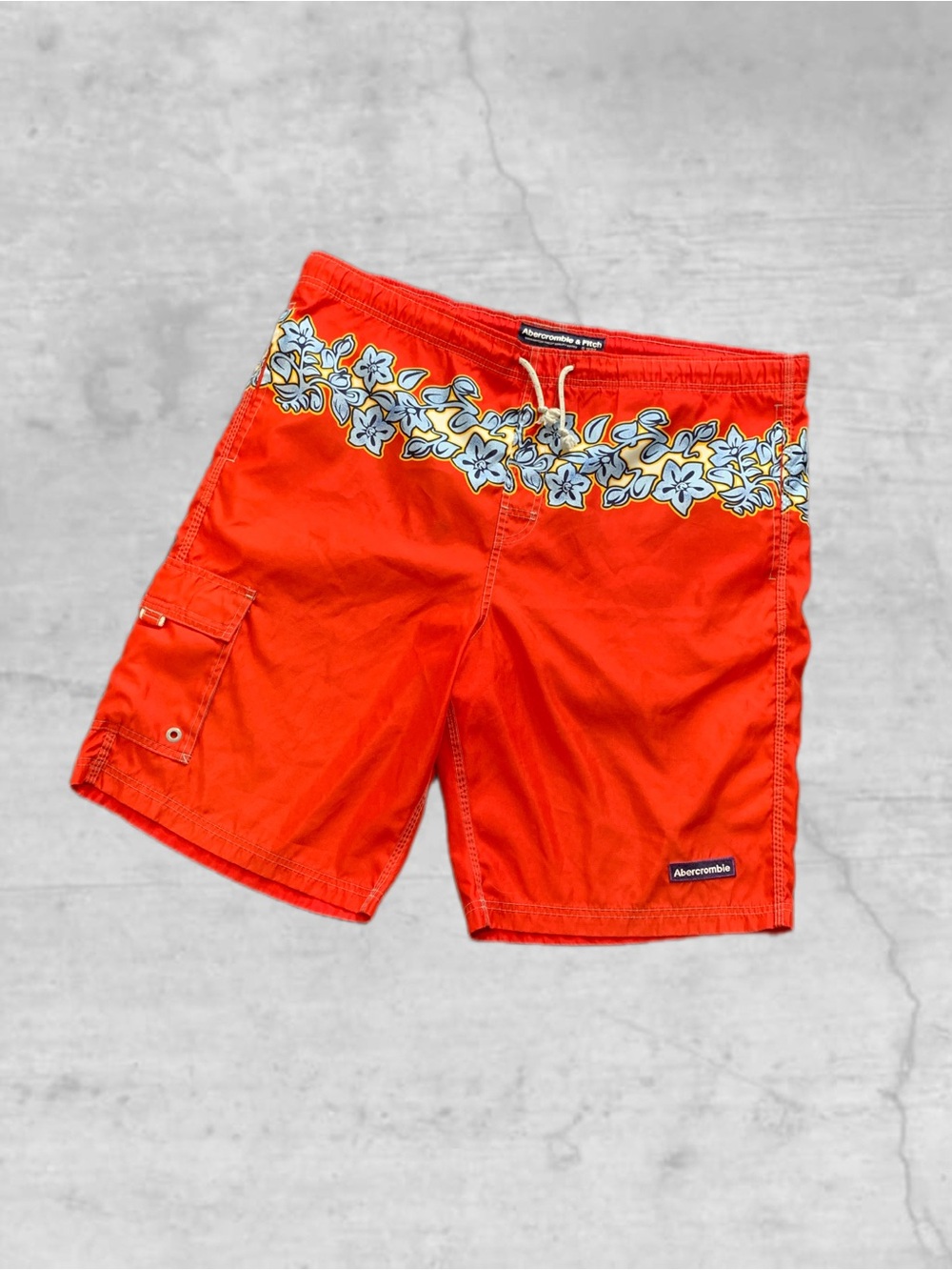 Y2K Abercrombie & Fitch Baggy Cargo Shorts / Men's Swim Trunks — Floral Print